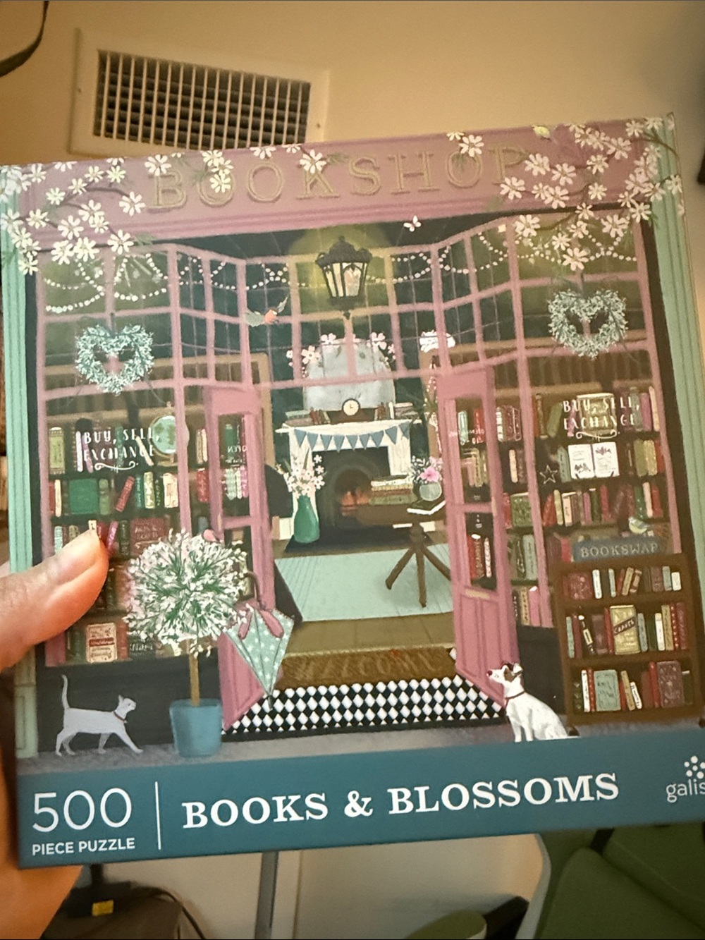 Books & Blossoms 500-Piece Jigsaw Puzzle - Pink & Teal